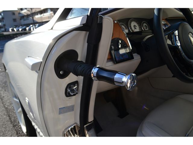 ROLLS-ROYCE ROLLS-ROYCE OTHERS 2015-06 184860-23