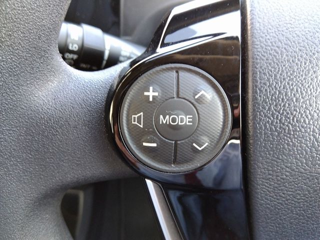 Toyota AQUA 2018-05 187262-22