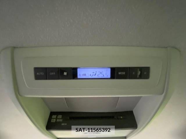 Mazda MPV 2009-10 310915-7