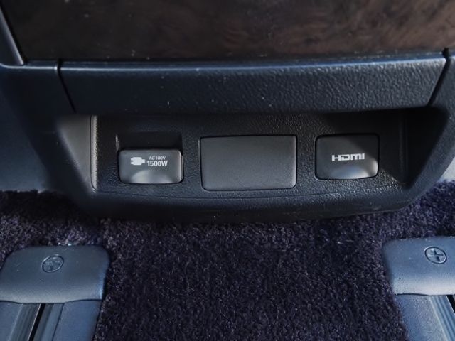 Toyota VELLFIRE 2021-05 13565-14
