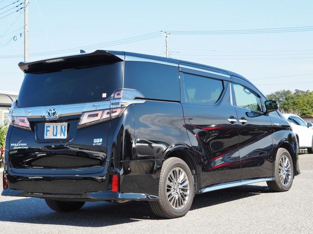Toyota VELLFIRE 2021-05 13565-4