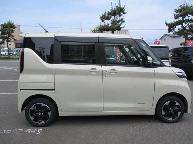 Nissan ROOX 2021-02 5588-2
