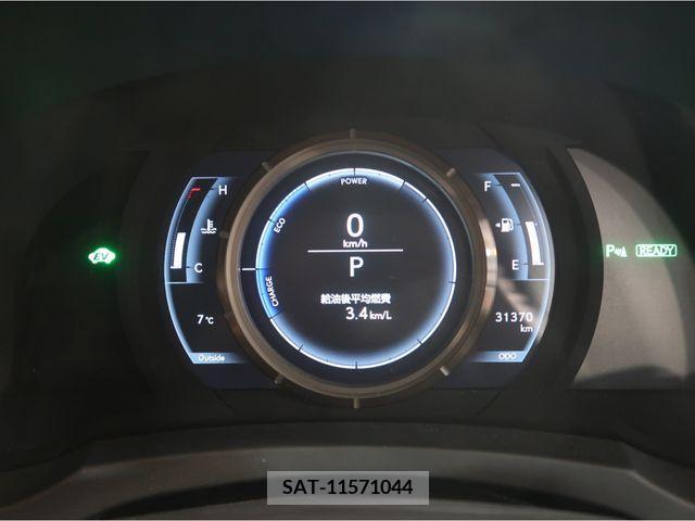 Lexus RC 2018-09 215768-16