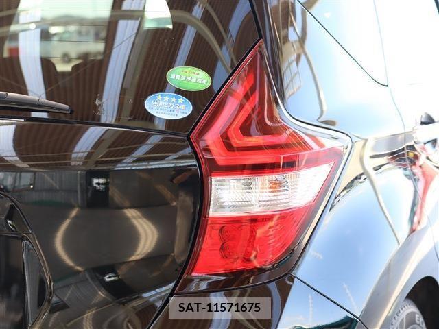 Nissan NOTE 2019-04 379005-25