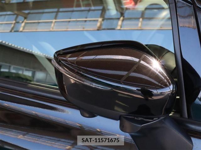 Nissan NOTE 2019-04 379005-29