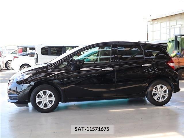 Nissan NOTE 2019-04 379005-23