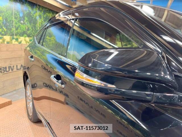 Toyota HARRIER 2018-11 378990-19