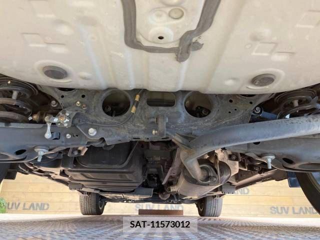 Toyota HARRIER 2018-11 378990-18