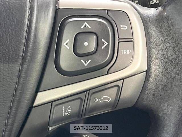 Toyota HARRIER 2018-11 378990-6