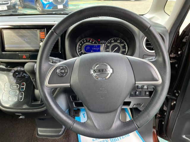 Nissan DAYZ ROOX 2017-06 7443-1