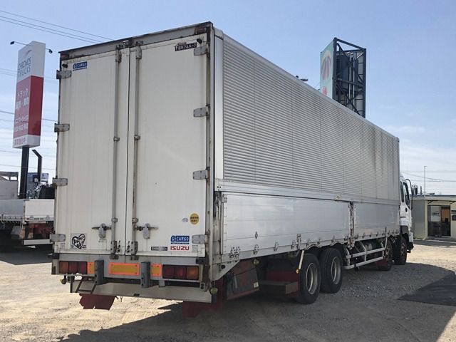Isuzu GIGA 2007-09 3638-8