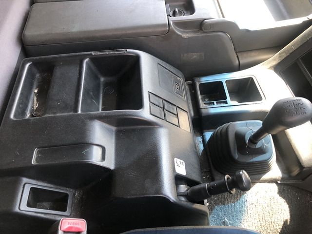 Isuzu GIGA 2007-09 3638-7