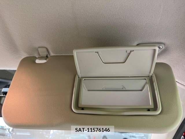 Nissan DAYZ 2017-10 252356-4