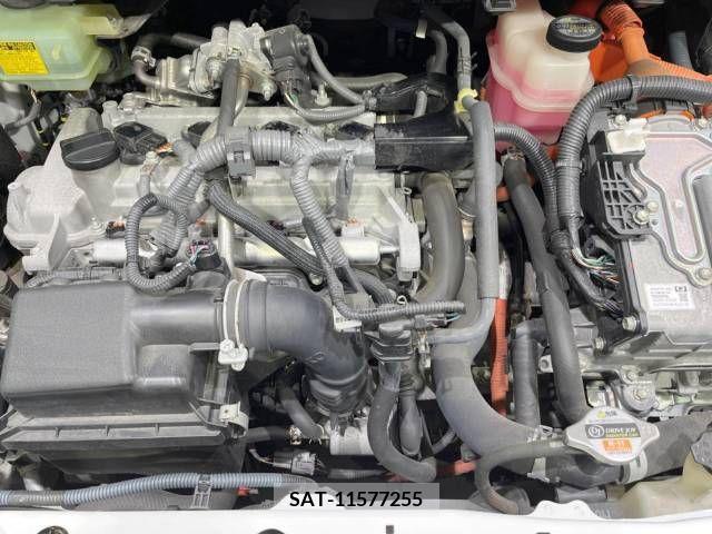 Toyota AQUA 2015-07 214206-18