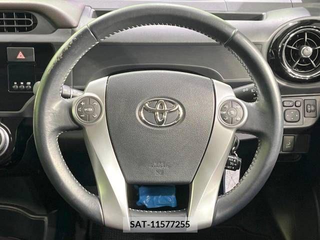 Toyota AQUA 2015-07 214206-11