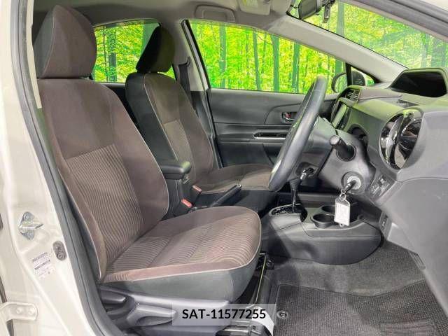 Toyota AQUA 2015-07 214206-8