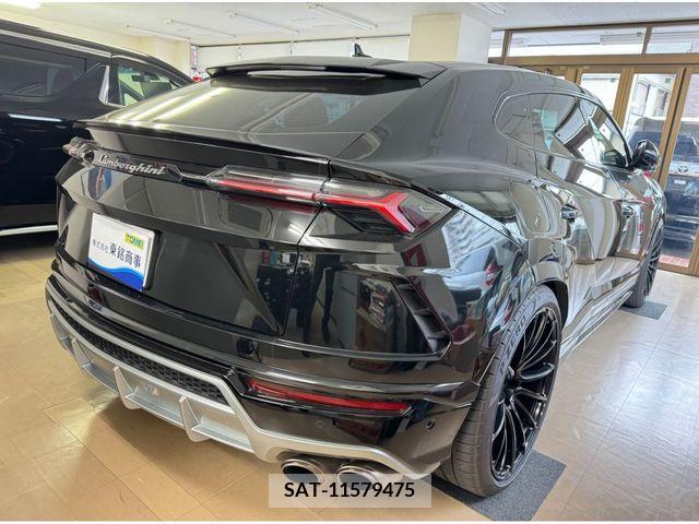 Lamborghini URUS 2019-03 236579-2