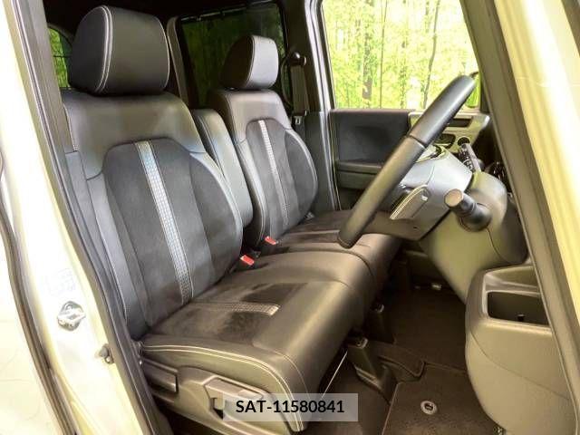 Honda N BOX CUSTOM 2022-06 307299-8