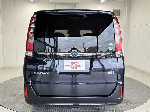 Toyota ESQUIRE 2016-11 191045-5