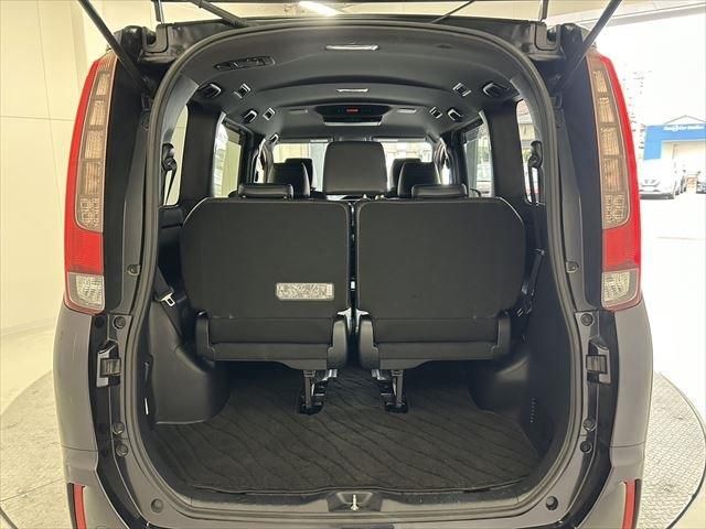 Toyota ESQUIRE 2016-11 191045-25