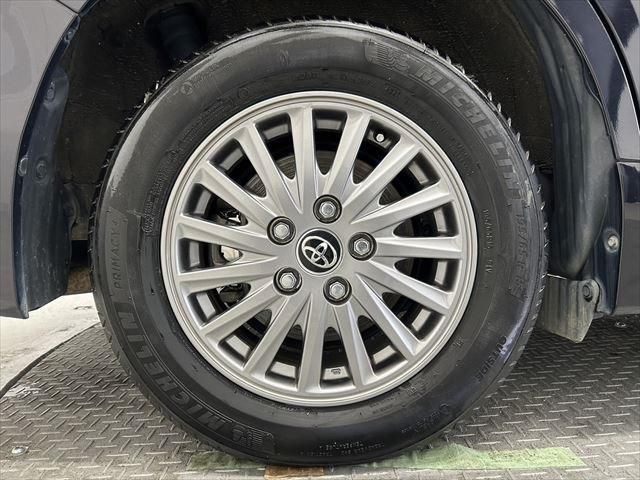 Toyota ESQUIRE 2016-11 191045-15