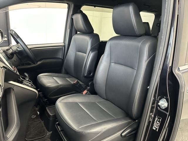 Toyota ESQUIRE 2016-11 191045-22