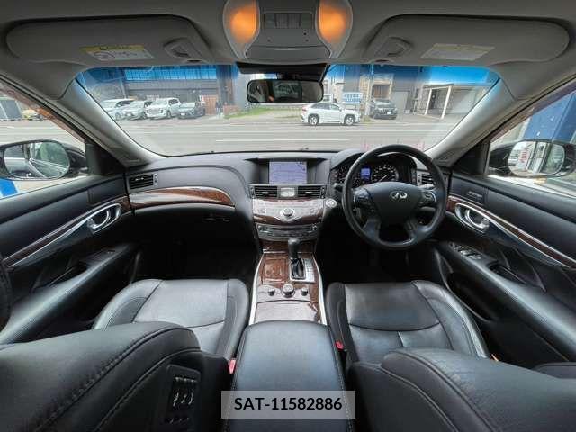 Nissan FUGA 2017-07 329123-9