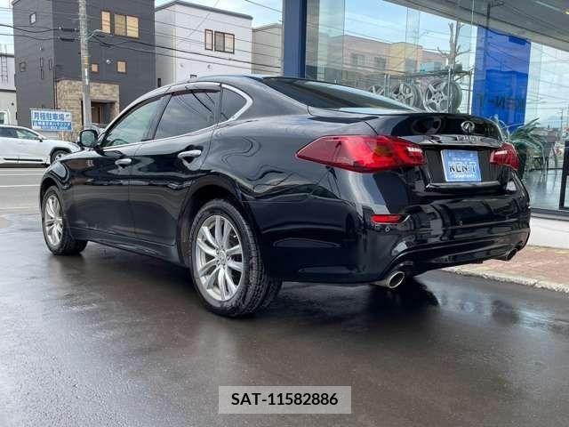 Nissan FUGA 2017-07 329123-5