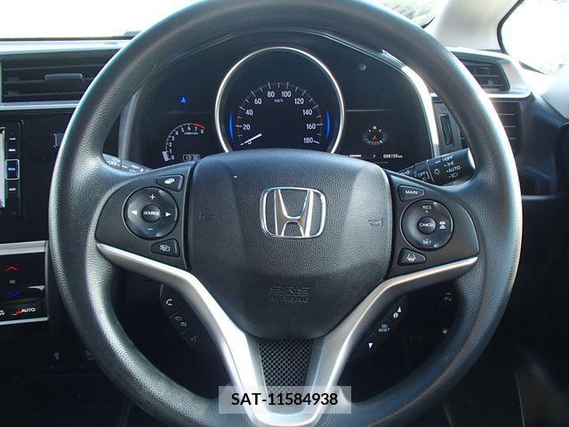 Honda FIT 2018-01 224766-11