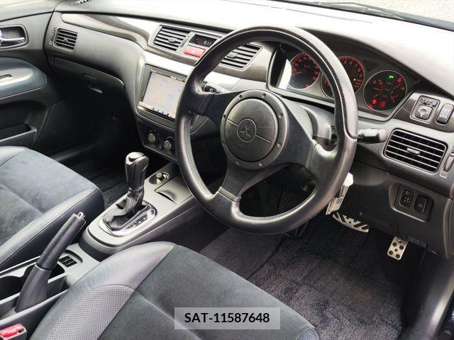Mitsubishi LANCER WAGON 2005-11 235233-3