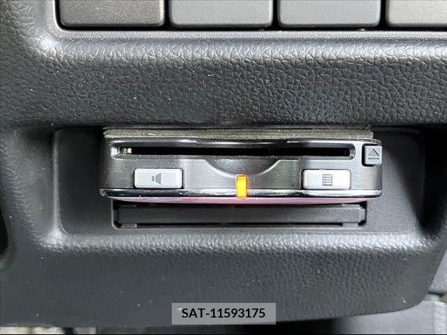 Mazda FLAIR 2020-05 251798-2