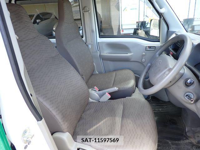 Suzuki EVERY 2018-01 209810-3