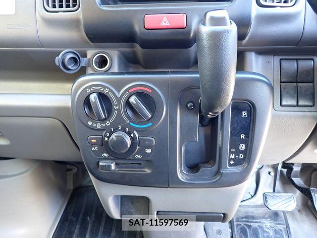 Suzuki EVERY 2018-01 209810-16