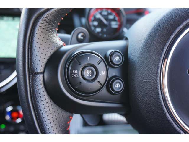 Bmw MINI 2018-08 5447-13