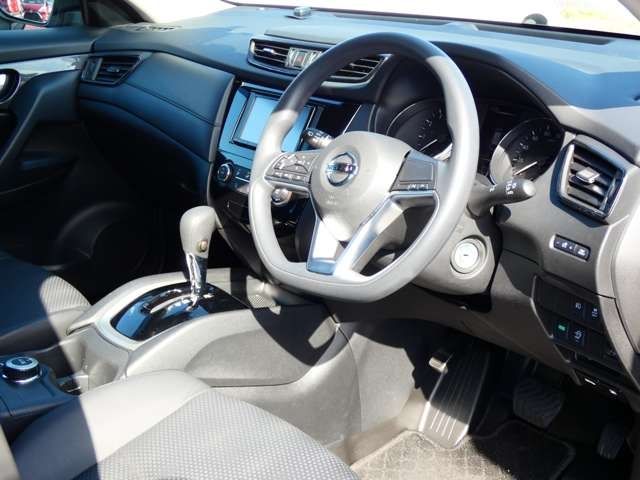 Nissan X-TRAIL 2020-01 23583-11