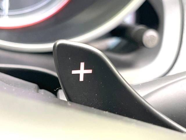 Suzuki SWIFT 2018-11 189321-6