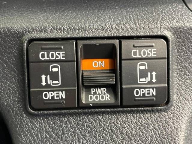 Toyota SIENTA 2017-09 26373-7