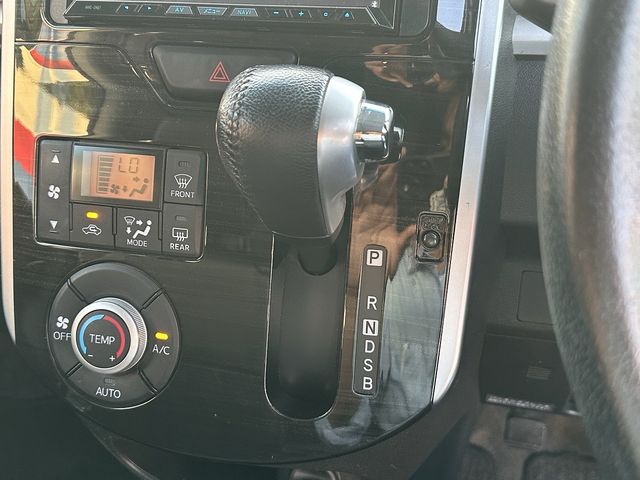 Daihatsu TANTO CUSTOM 2016-09 21424-23