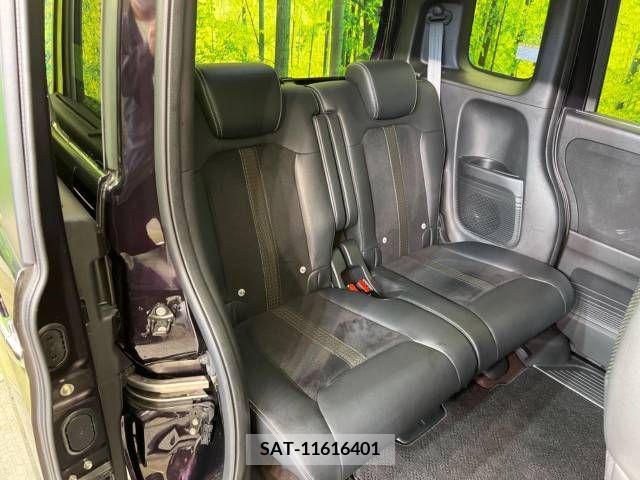 Honda N BOX CUSTOM 2020-01 210750-9