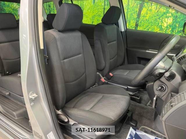 Mazda PREMACY 2009-10 281696-8