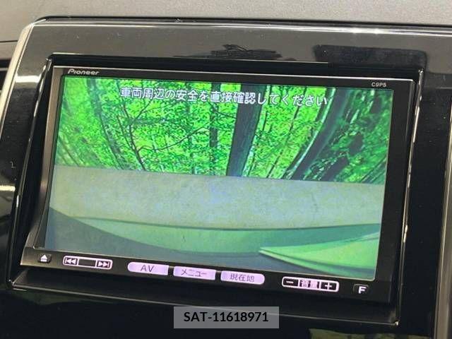 Mazda PREMACY 2009-10 281696-3