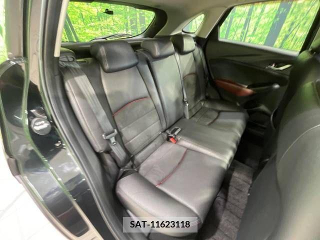 Mazda CX-3 2016-02 295606-9