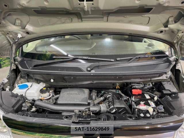 Honda N BOX 2021-03 220476-19