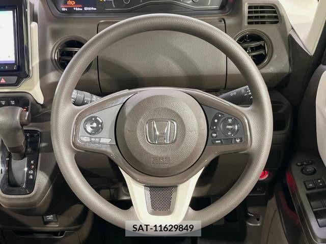 Honda N BOX 2021-03 220476-12