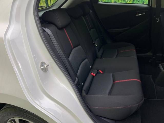 Mazda DEMIO 2014-11 191345-9