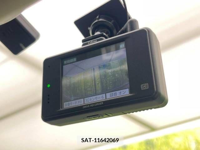 Mazda CAROL 2017-02 305280-4