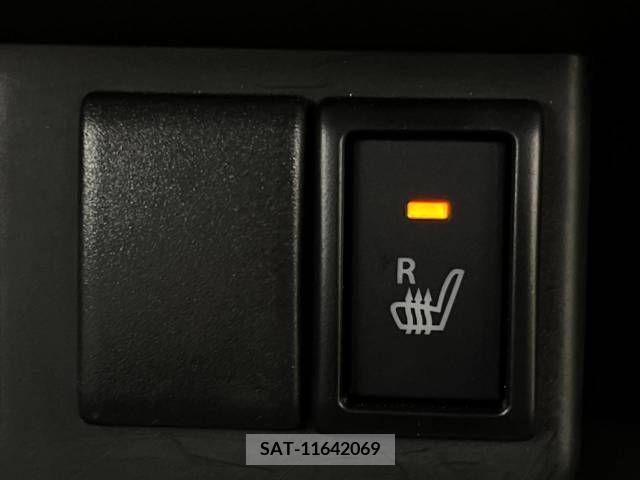 Mazda CAROL 2017-02 305280-3
