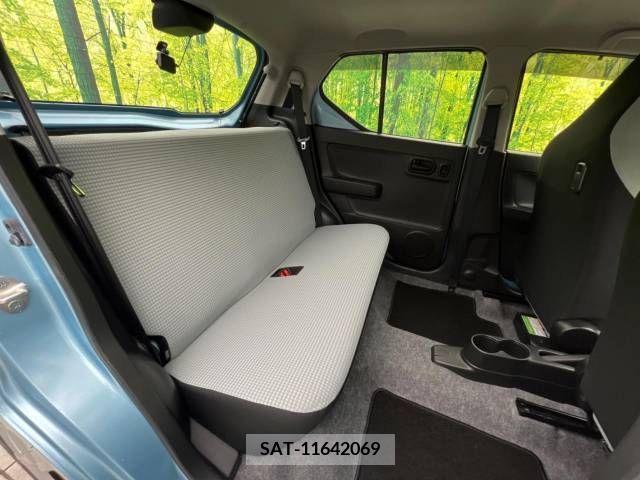 Mazda CAROL 2017-02 305280-9