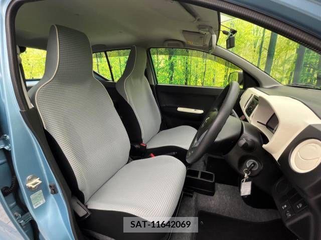 Mazda CAROL 2017-02 305280-8