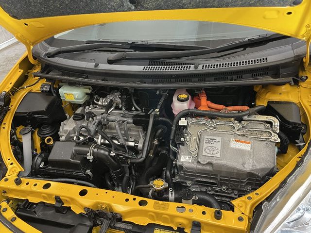 Toyota AQUA 2014-03 191352-28